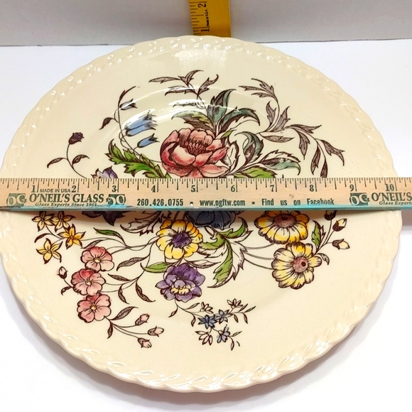 vernon kilns Other - A beautiful 10in plate